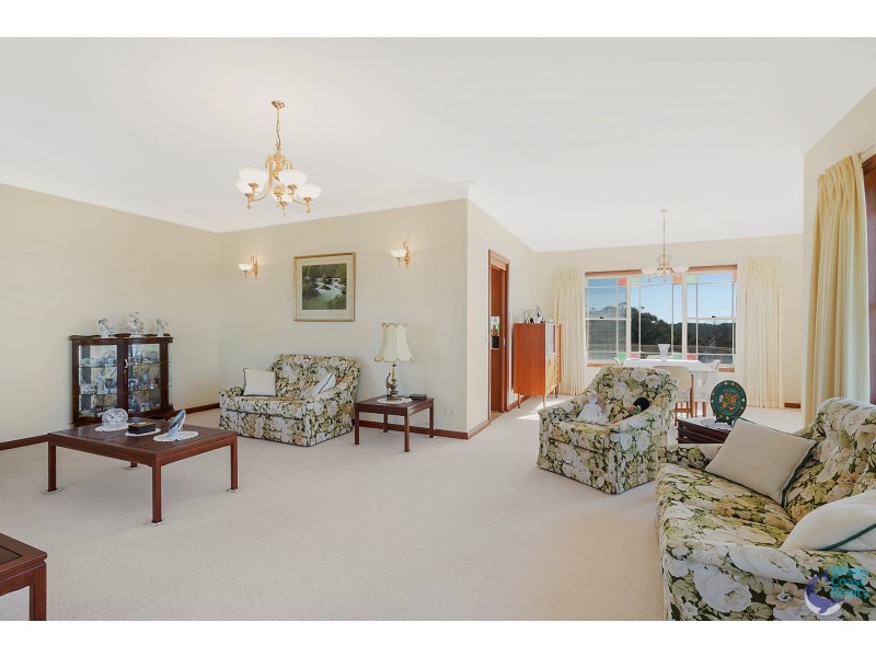 17 Dawn Parade, Kianga NSW 2546