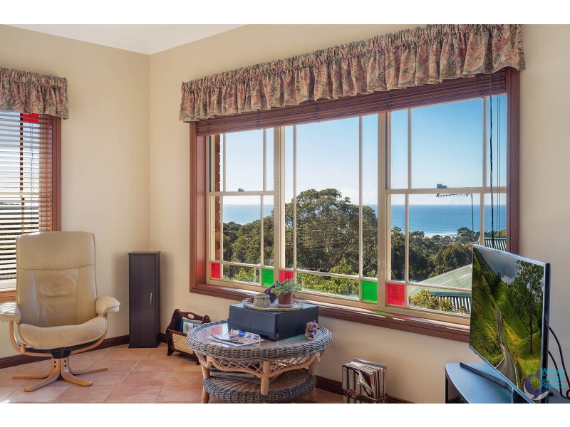 17 Dawn Parade, Kianga NSW 2546