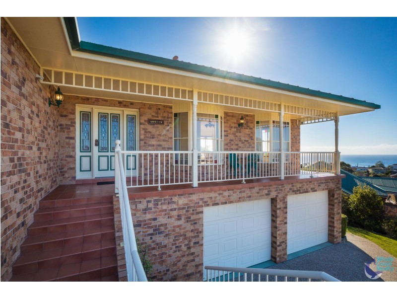 17 Dawn Parade, Kianga NSW 2546