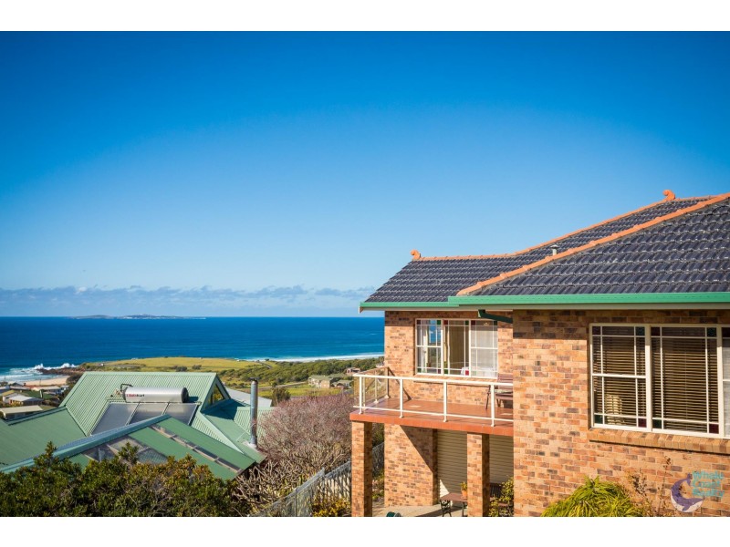 17 Dawn Parade, Kianga NSW 2546