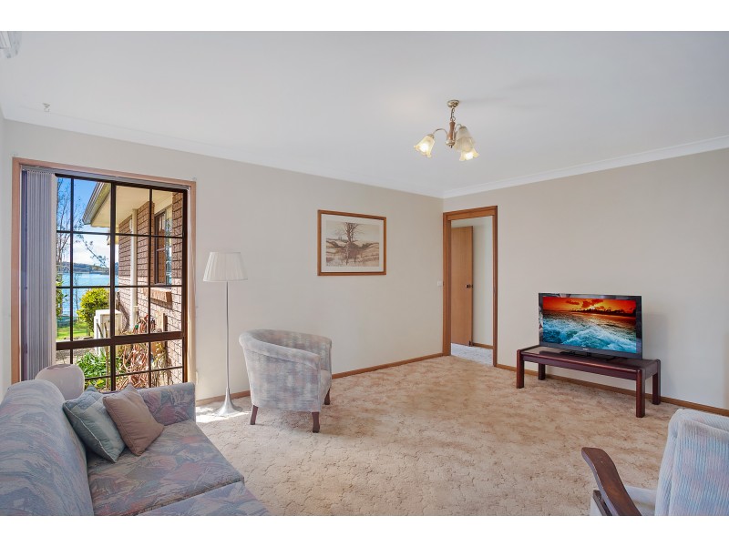 19 Myuna Street, Dalmeny NSW 2546
