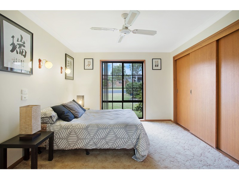 19 Myuna Street, Dalmeny NSW 2546