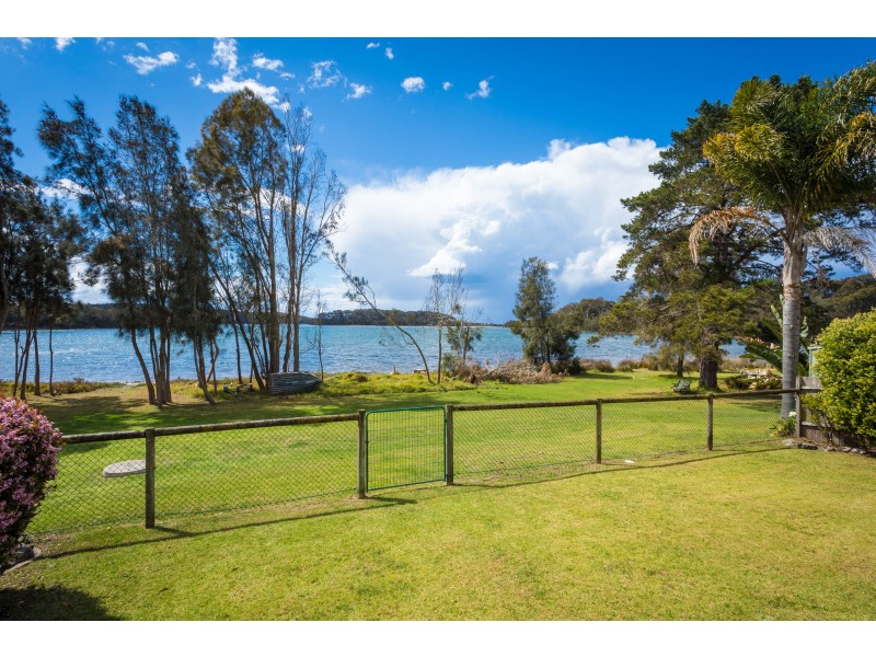 19 Myuna Street, Dalmeny NSW 2546