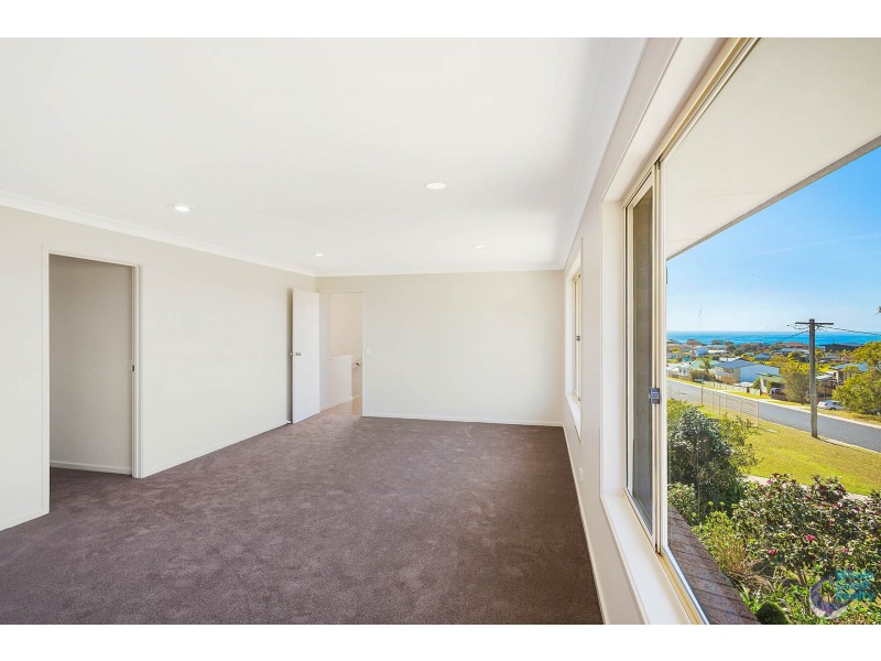 19 Ernest Street, Dalmeny NSW 2546