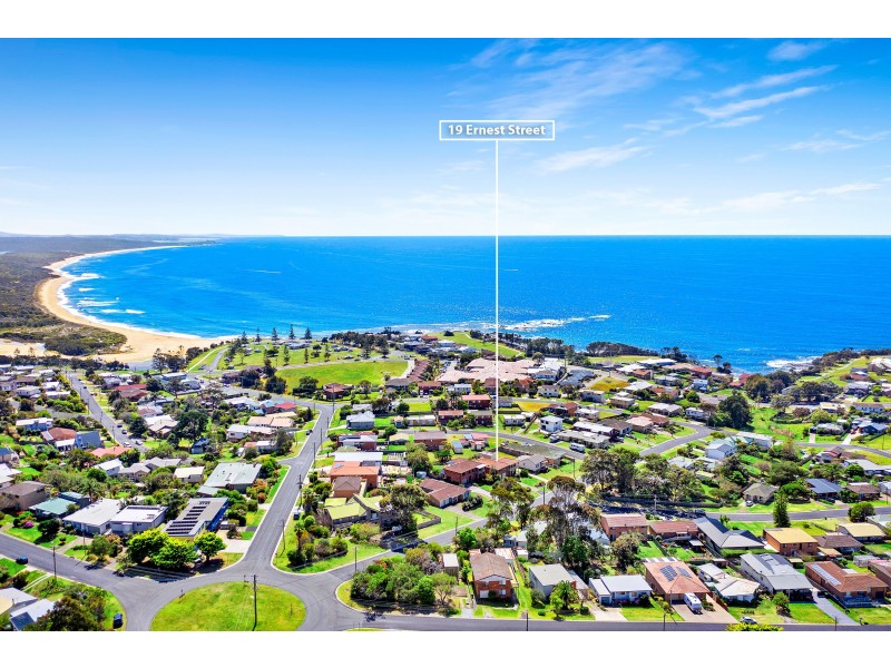 19 Ernest Street, Dalmeny NSW 2546