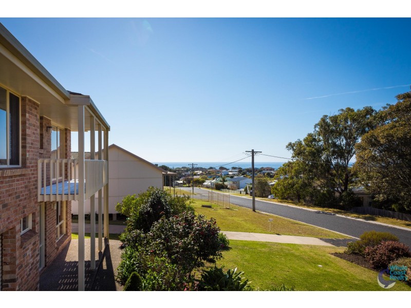 19 Ernest Street, Dalmeny NSW 2546