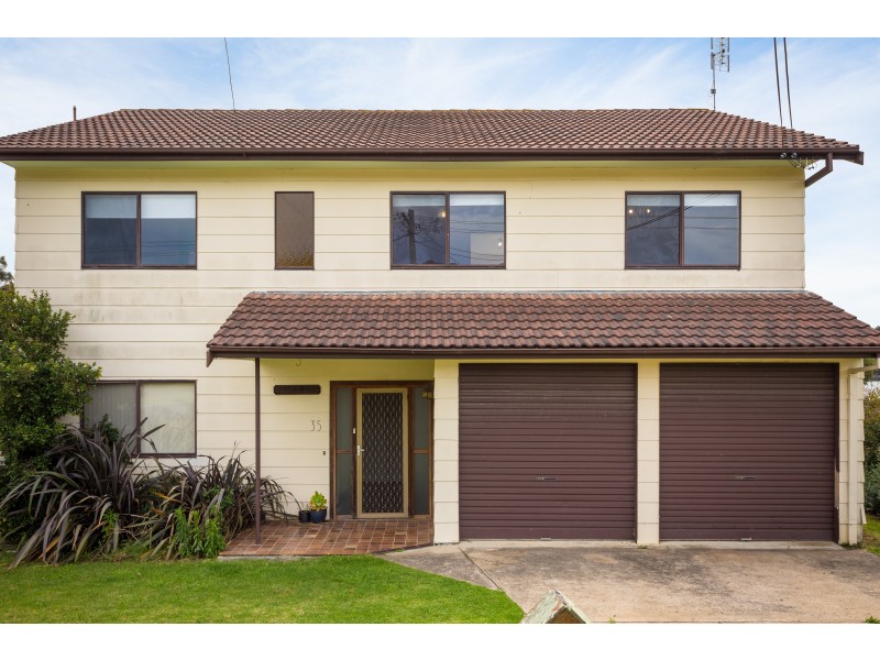 35 Myuna Street, Dalmeny NSW 2546