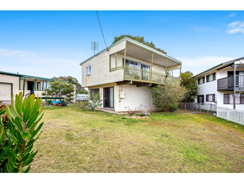15 Elanora Street, Dalmeny NSW 2546
