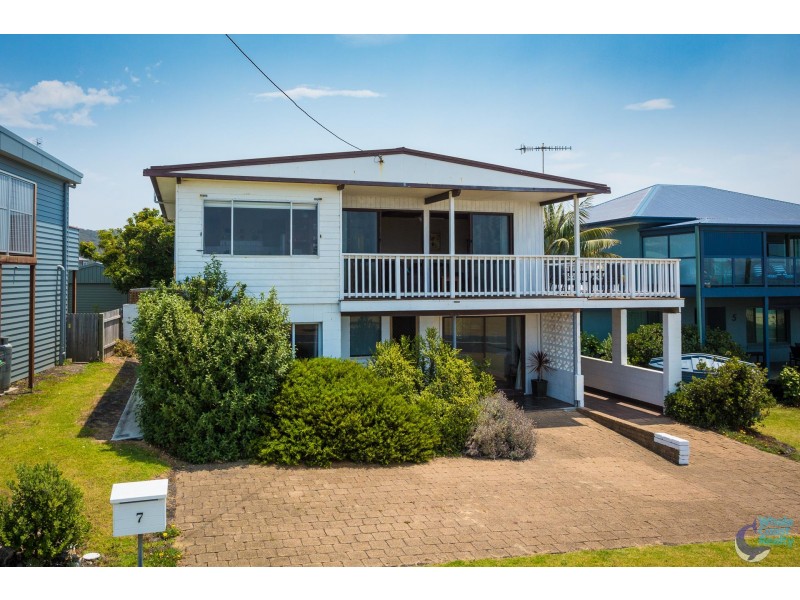 7 Dalmeny Drive, Kianga NSW 2546