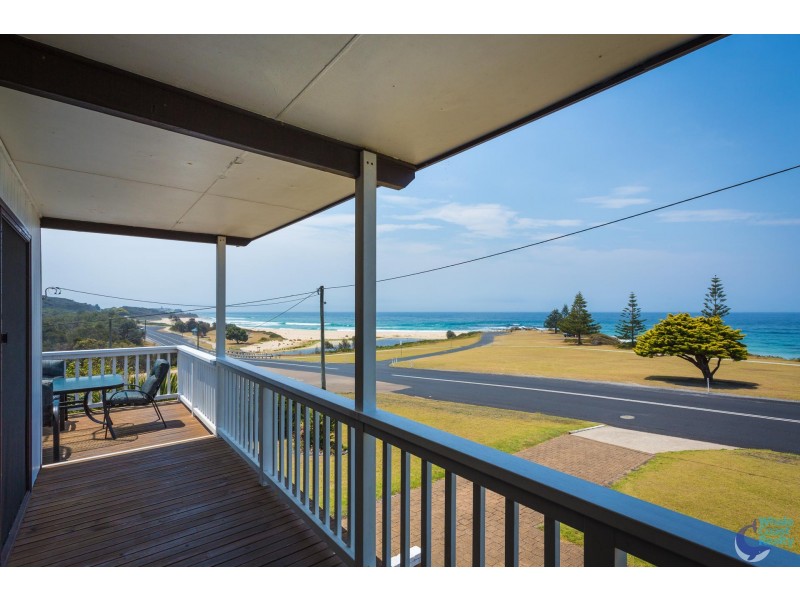 7 Dalmeny Drive, Kianga NSW 2546