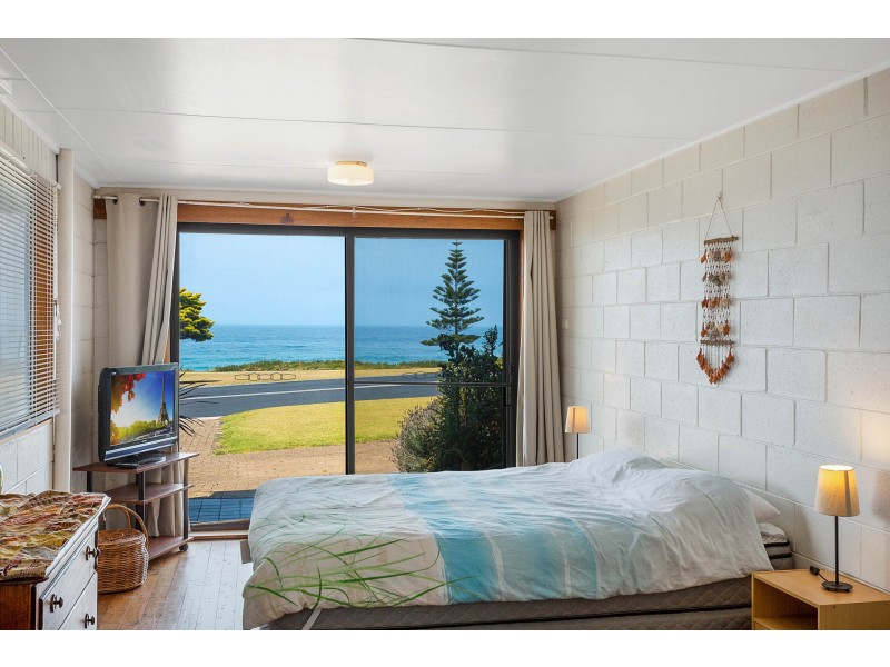 7 Dalmeny Drive, Kianga NSW 2546