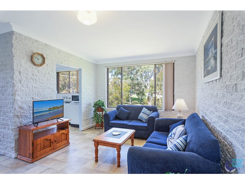 6/16 McMillan Road, Narooma NSW 2546