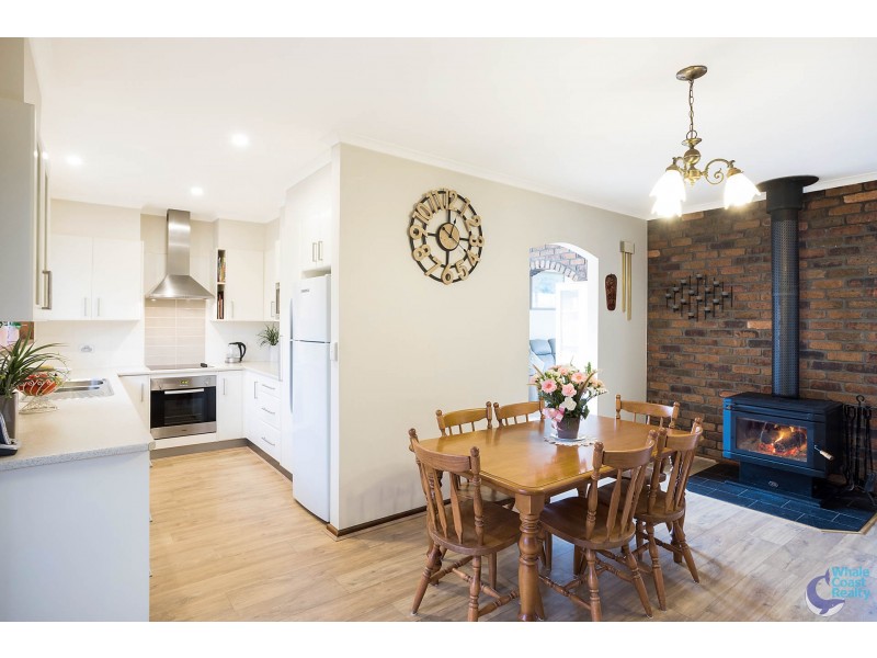 3 Sunset Boulevard, Kianga NSW 2546