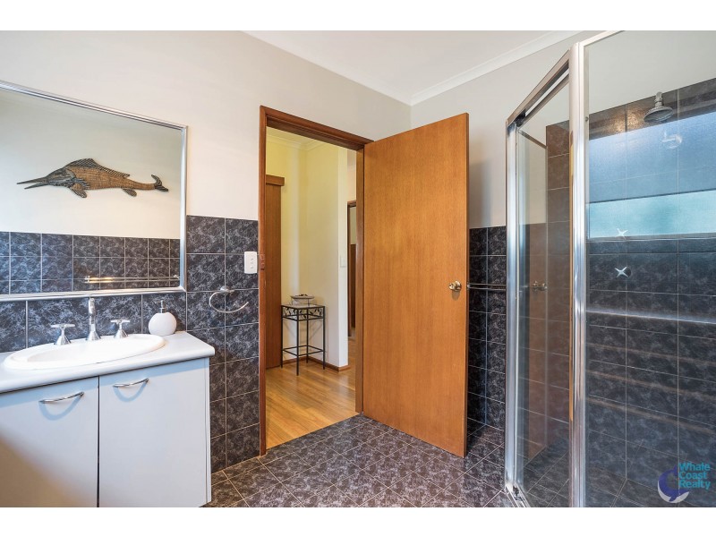 3 Sunset Boulevard, Kianga NSW 2546