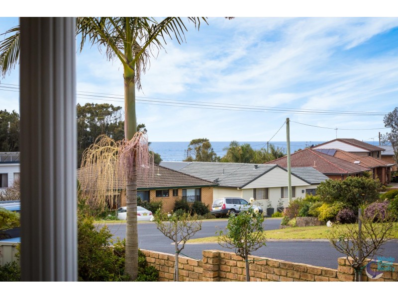 3 Sunset Boulevard, Kianga NSW 2546