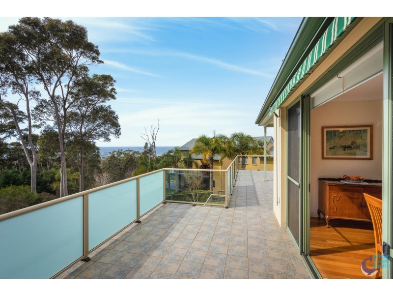 33 Dawn Parade, Kianga NSW 2546