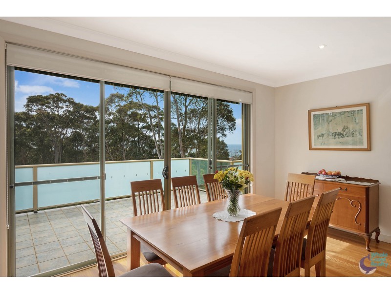 33 Dawn Parade, Kianga NSW 2546