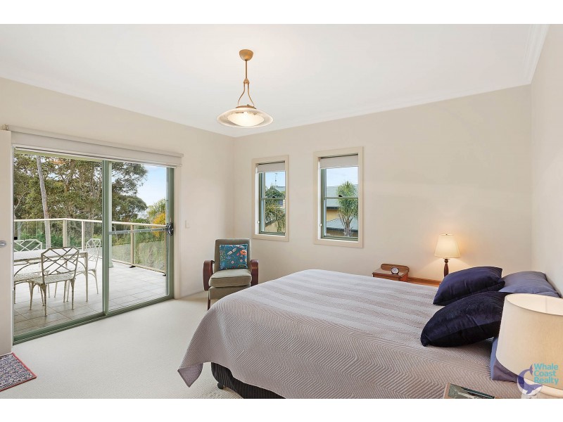 33 Dawn Parade, Kianga NSW 2546