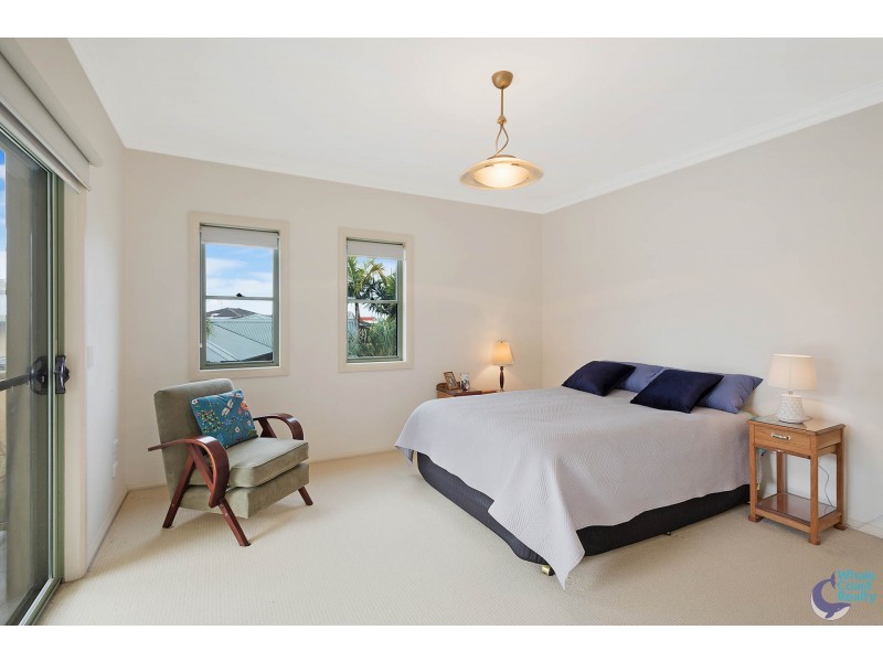 33 Dawn Parade, Kianga NSW 2546