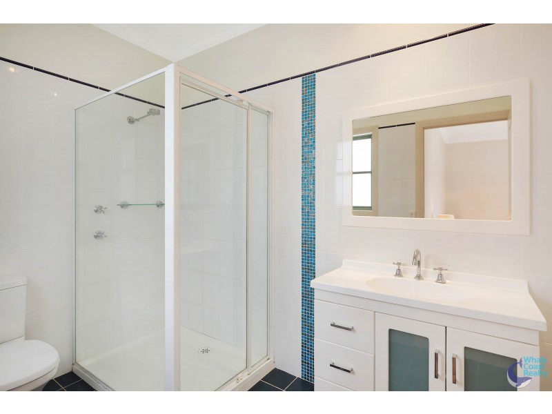 33 Dawn Parade, Kianga NSW 2546