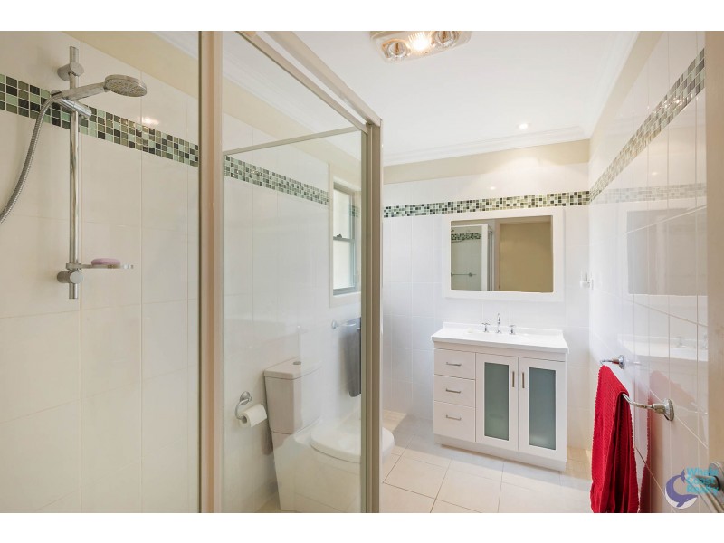 33 Dawn Parade, Kianga NSW 2546