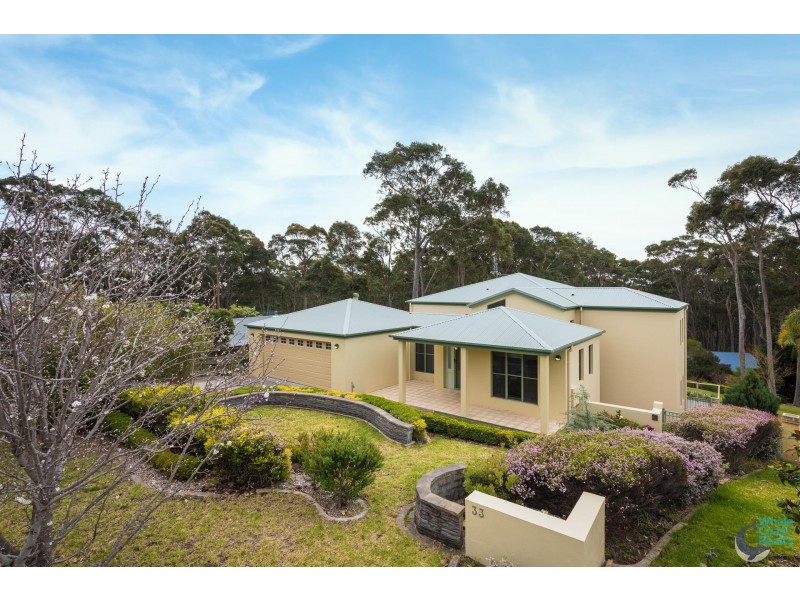 33 Dawn Parade, Kianga NSW 2546