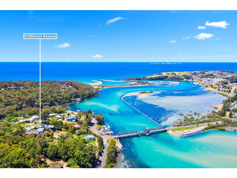 9 Hillcrest Avenue, North Narooma NSW 2546