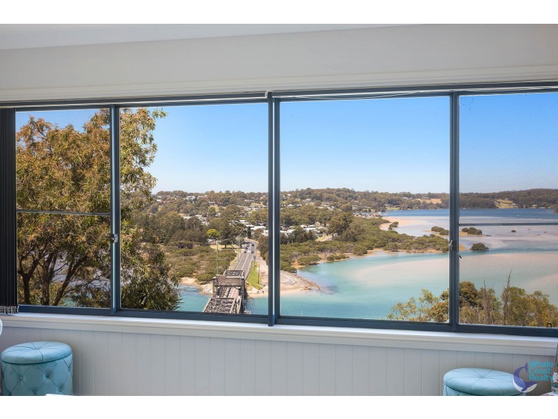 9 Hillcrest Avenue, North Narooma NSW 2546