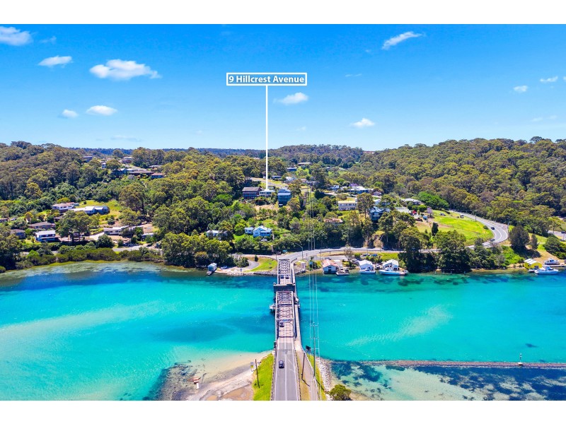 9 Hillcrest Avenue, North Narooma NSW 2546