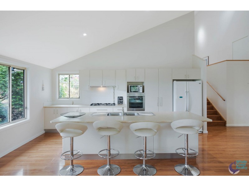 16 Cole Crescent, Narooma NSW 2546