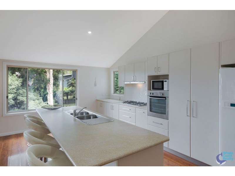 16 Cole Crescent, Narooma NSW 2546