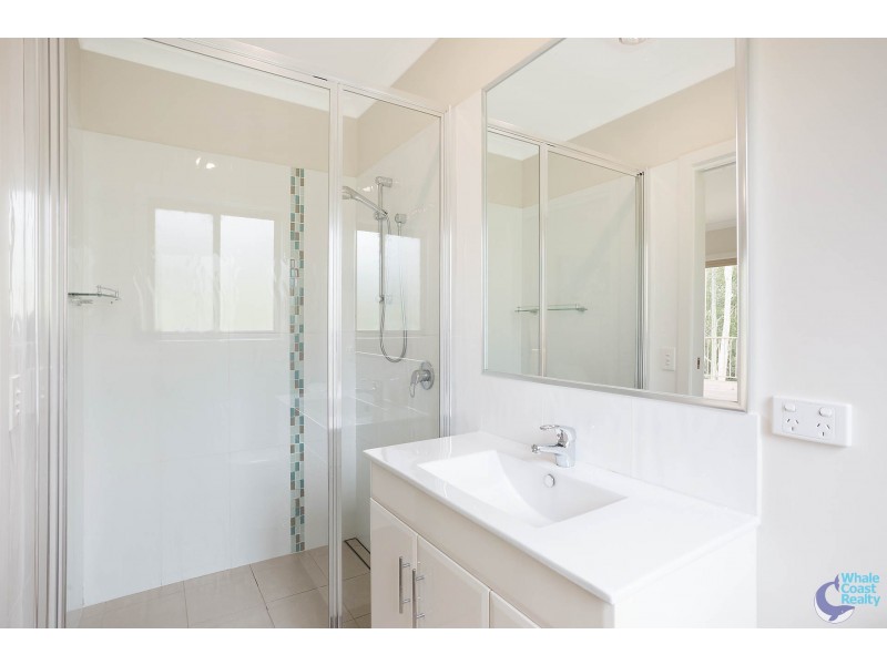 16 Cole Crescent, Narooma NSW 2546