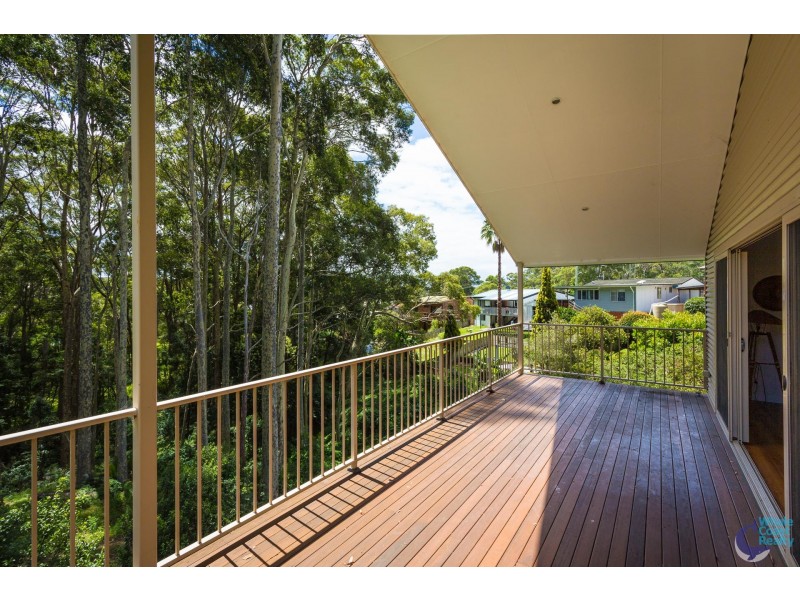 16 Cole Crescent, Narooma NSW 2546