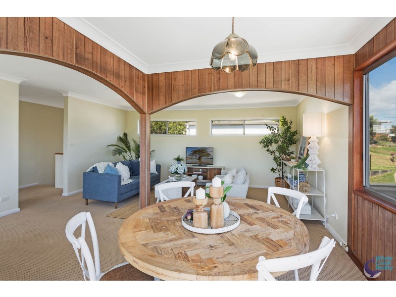 5 The Loop, Narooma NSW 2546