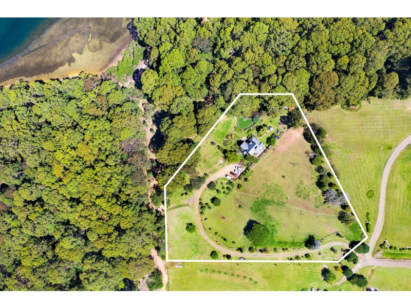 20 Treetops Street, Narooma NSW 2546