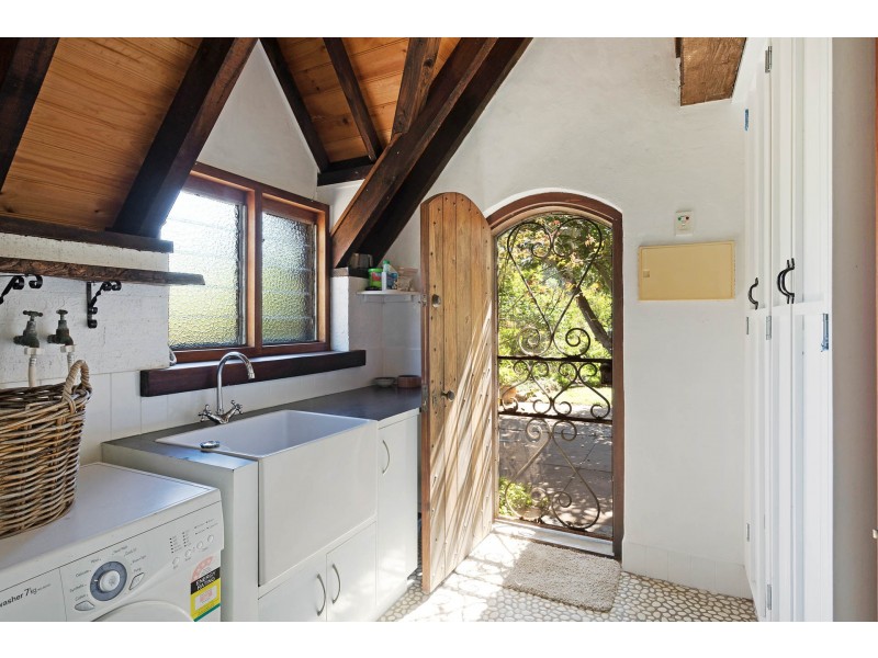 20 Treetops Street, Narooma NSW 2546