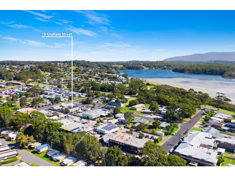19 Graham Street, Narooma NSW 2546
