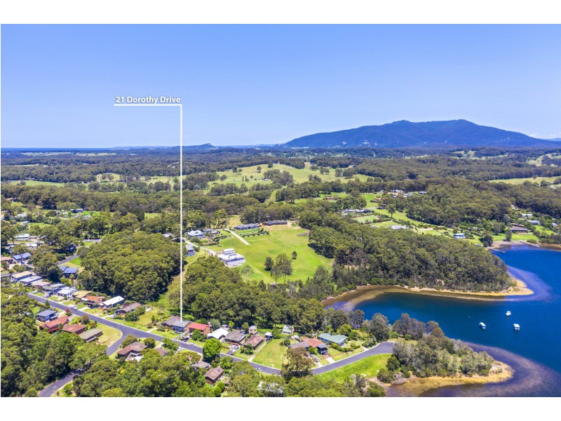21 Dorothy Drive, Narooma NSW 2546