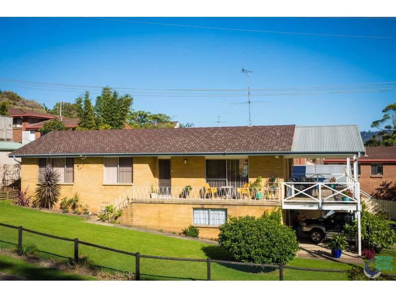 2 Taylor Street, Narooma NSW 2546