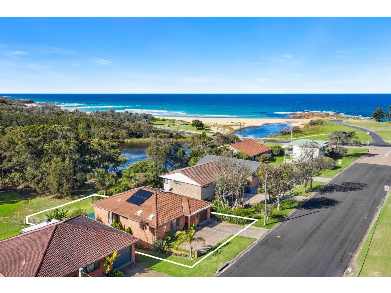7 Lakeside Drive, Kianga NSW 2546