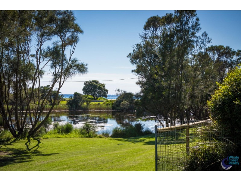 7 Lakeside Drive, Kianga NSW 2546