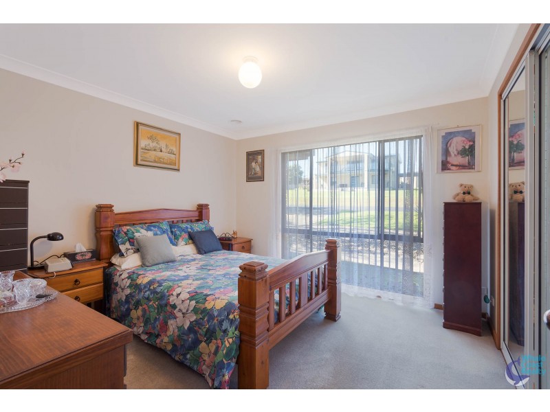 7 Lakeside Drive, Kianga NSW 2546
