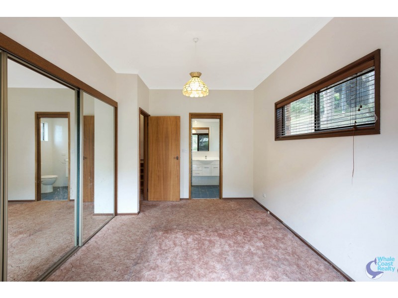 7 Barker Parade, Narooma NSW 2546