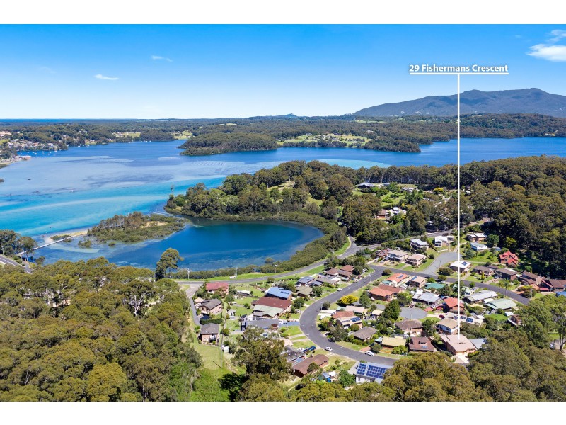 29 Fishermans Crescent, North Narooma NSW 2546