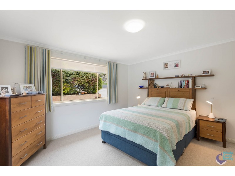 29 Fishermans Crescent, North Narooma NSW 2546