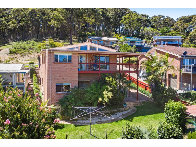 29 Fishermans Crescent, North Narooma NSW 2546