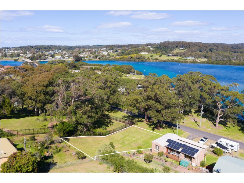 10 River Road, Bermagui NSW 2546