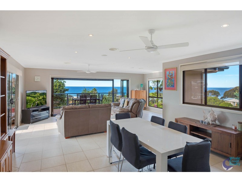 11 Warbler Crescent, North Narooma NSW 2546