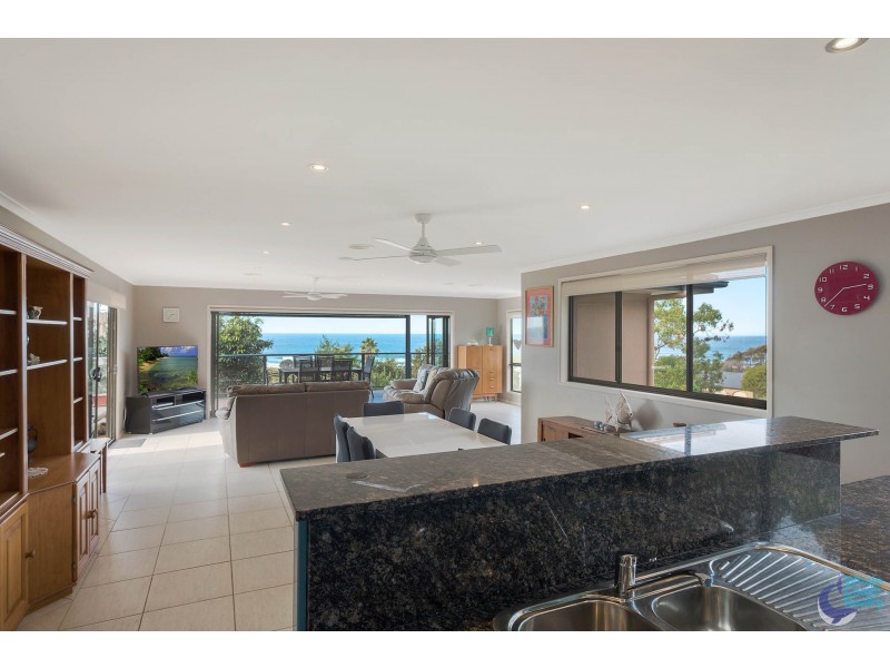 11 Warbler Crescent, North Narooma NSW 2546