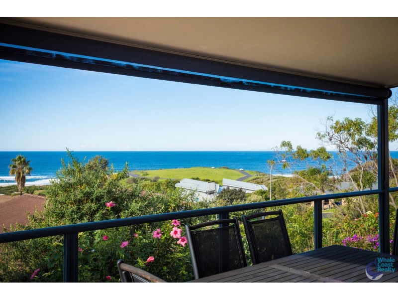 11 Warbler Crescent, North Narooma NSW 2546